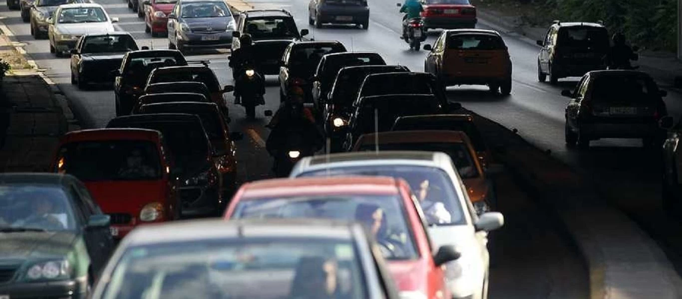 ΥΠΟΙK: Το νέο φορολογικό νομοσχέδιο περιλαμβάνει μειώσεις στα τέλη ταξινόμησης